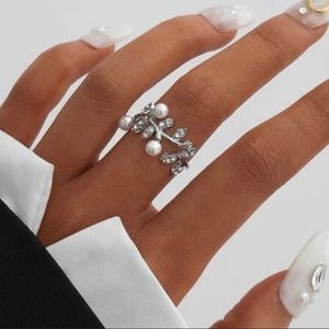 Silver Pearl Leaf Rhinestone Cuff Ring
